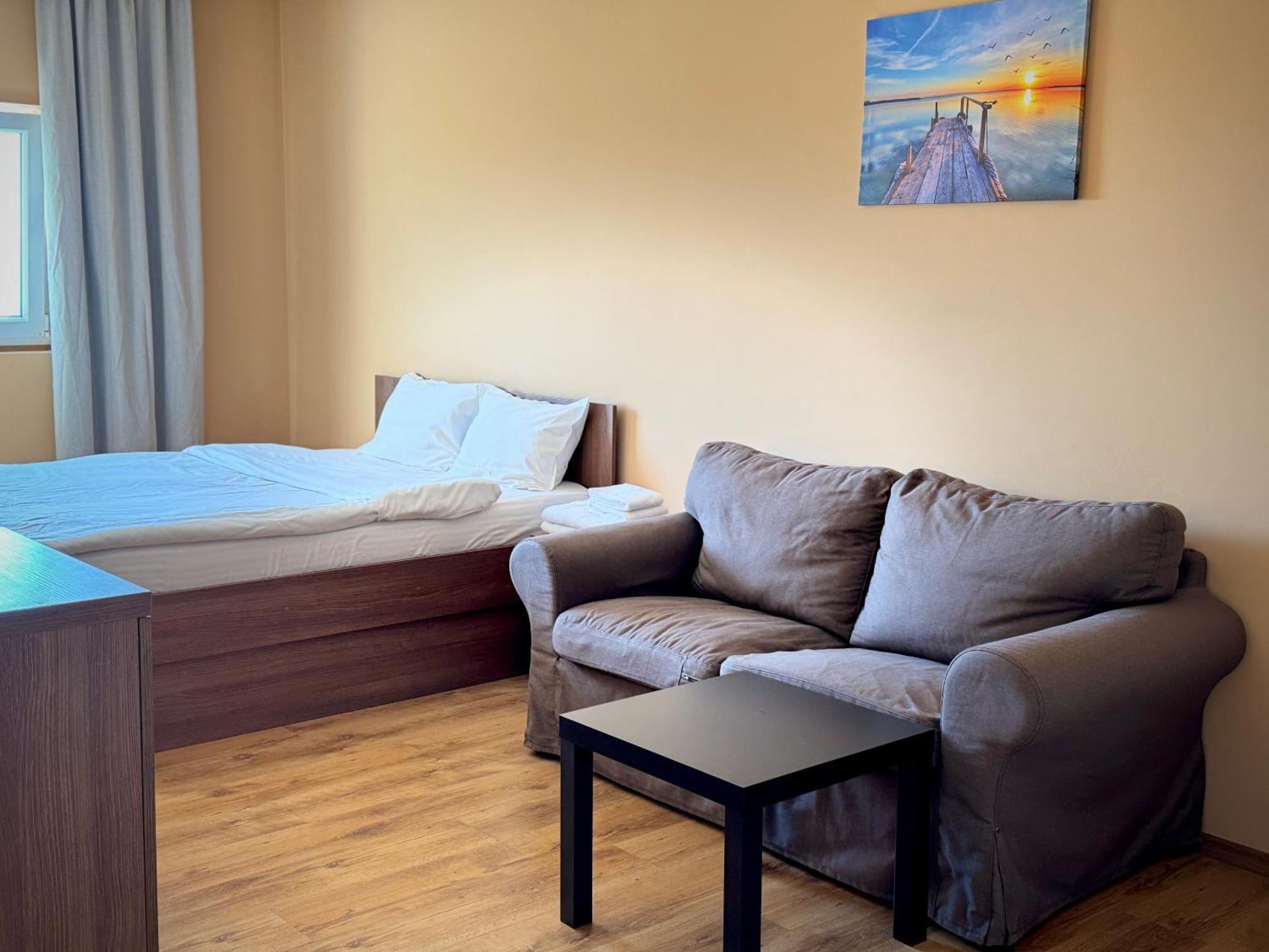 Airport Airport Shuttle And Parking Aparthotel Sofia